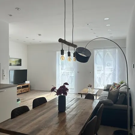 Porz Ii Naehe Flughafen Apartmán Kolín nad Rýnem